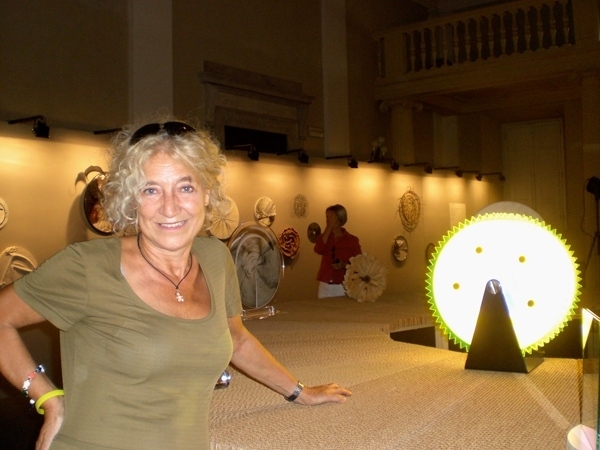 OFF ROAD: la lampada di Emiliana Martinelli per la mostra "Ruote d’artista”
